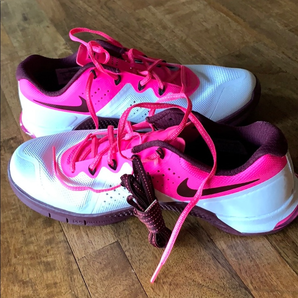 Nike MetCon2 NWT